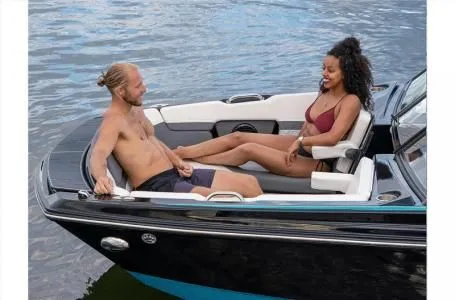 Slide: The Image of Bayliner H22 2023 - 20