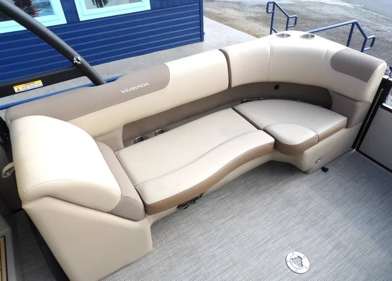 Slide: The Image of Veranda Relax 22 RC Tower 2026 - 15