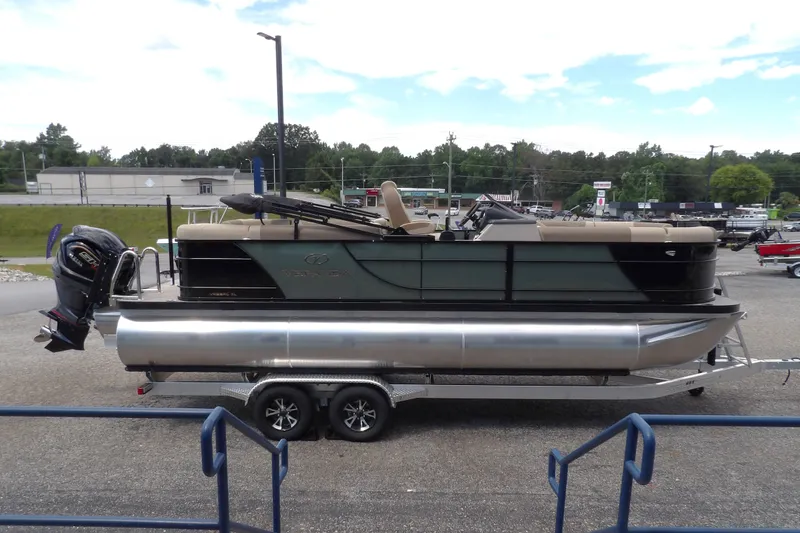 Slide: The Image of Veranda VR22RC 2026 - 10