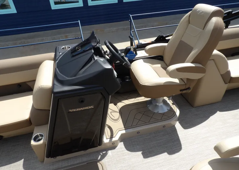 Slide: The Image of Veranda VR22RC 2026 - 15