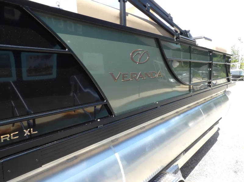 Slide: The Image of Veranda VR22RC 2026 - 9