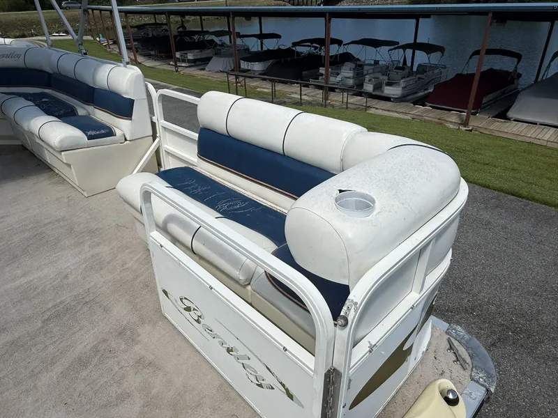 Slide: The Image of Bentley Pontoons Pontoon 200 Cruise 2007 - 13