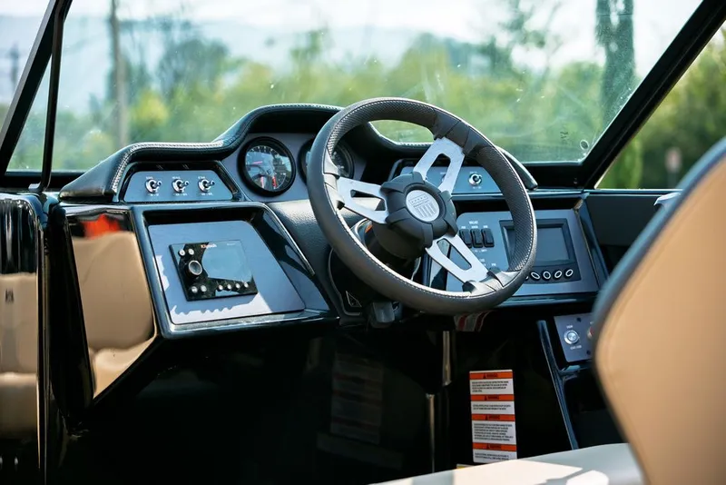 Slide: The Image of MasterCraft NXT20 2023 - 11