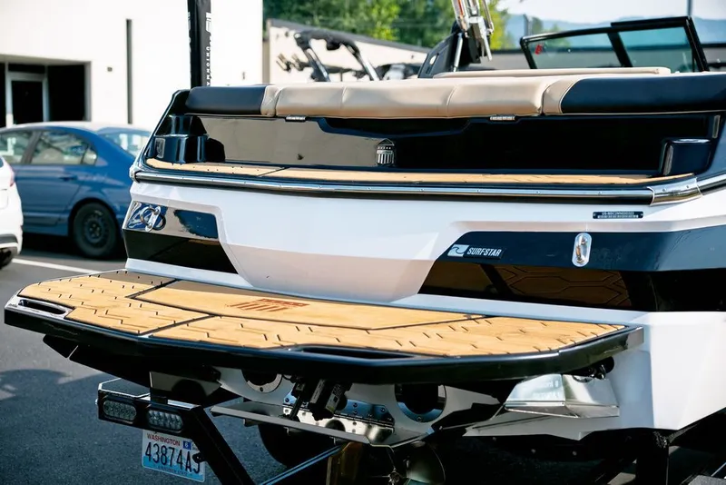 Slide: The Image of MasterCraft NXT20 2023 - 3