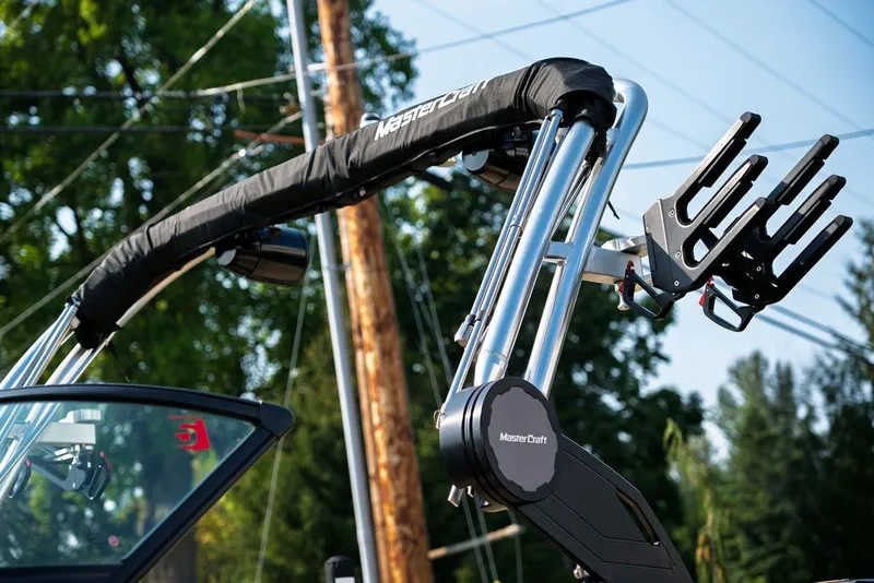 Slide: The Image of MasterCraft NXT20 2023 - 6