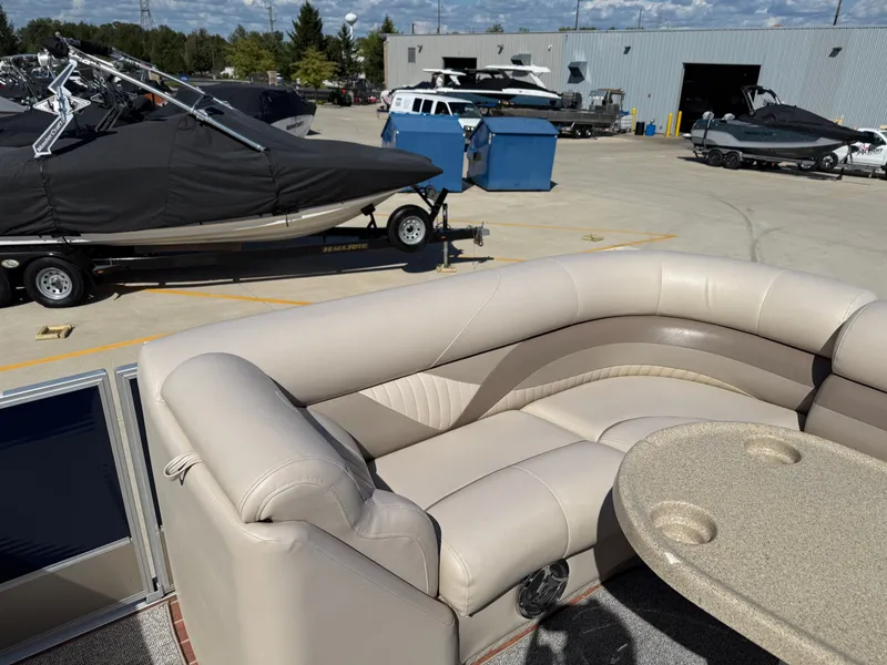 Slide: The Image of Crest Carribean SL 2013 - 22