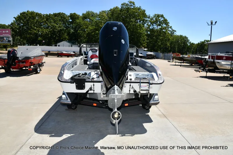 Slide: The Image of Ranger 622FS Pro 2026 - 25