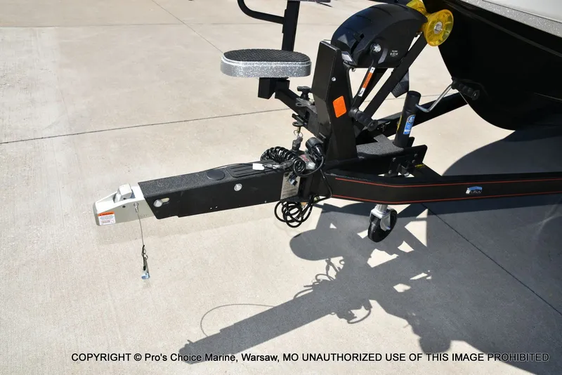 Slide: The Image of Ranger 622FS Pro 2026 - 29