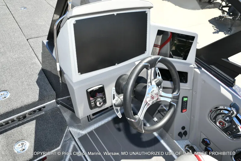 Slide: The Image of Ranger 622FS Pro 2026 - 43