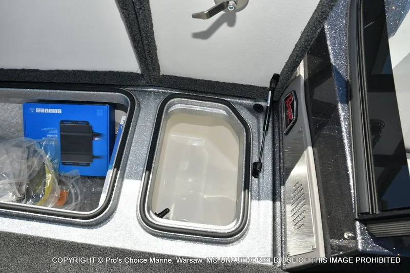 Slide: The Image of Ranger 622FS Pro 2026 - 62