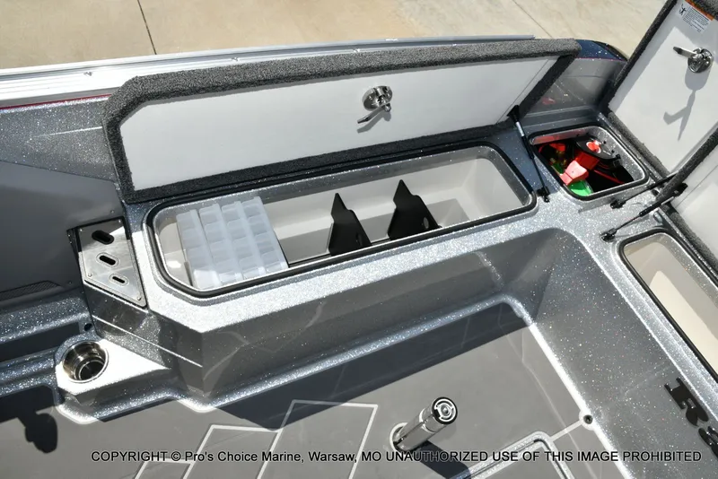 Slide: The Image of Ranger 622FS Pro 2026 - 75