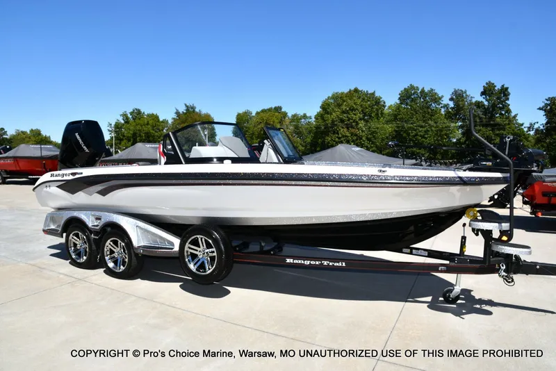 Slide: The Image of Ranger 622FS Pro 2026 - 85