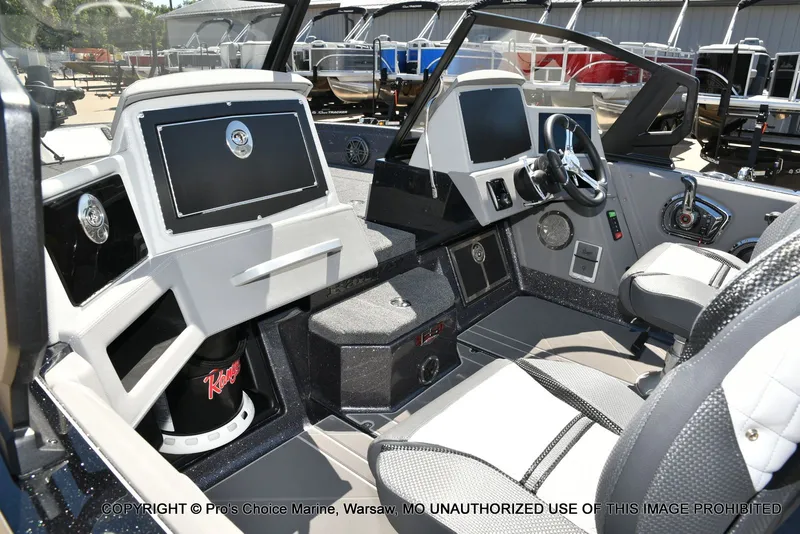 Slide: The Image of Ranger 622FS Pro 2026 - 12