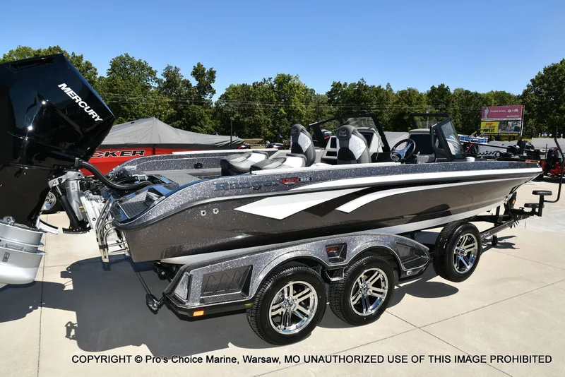 Slide: The Image of Ranger 622FS Pro 2026 - 18