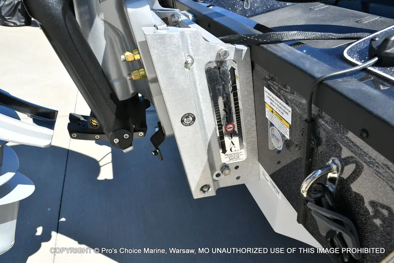 Slide: The Image of Ranger 622FS Pro 2026 - 22