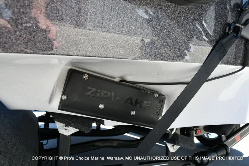 Slide: The Image of Ranger 622FS Pro 2026 - 24