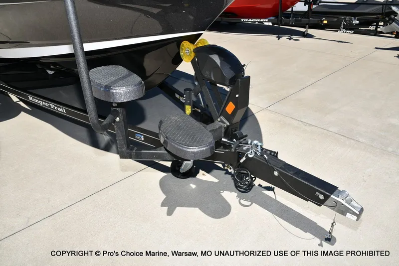 Slide: The Image of Ranger 622FS Pro 2026 - 32