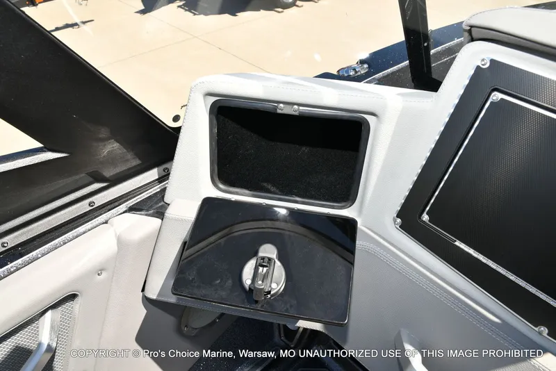 Slide: The Image of Ranger 622FS Pro 2026 - 49