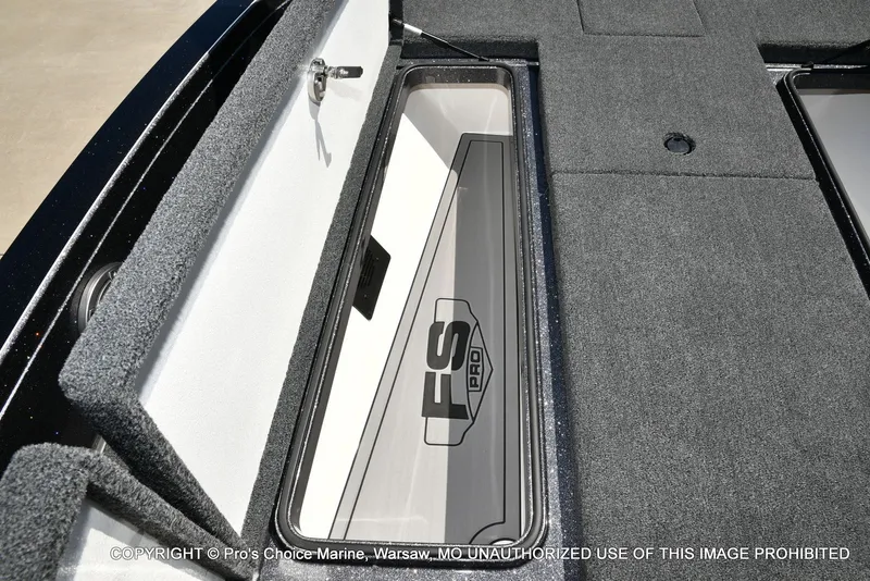 Slide: The Image of Ranger 622FS Pro 2026 - 60