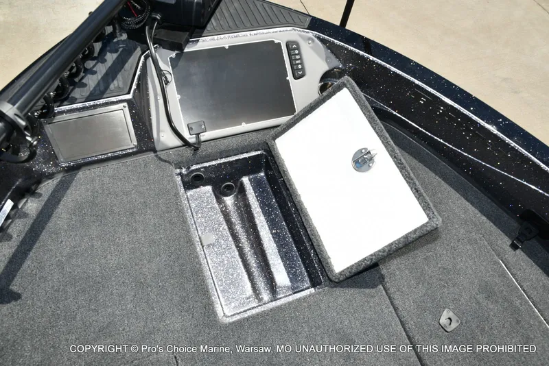 Slide: The Image of Ranger 622FS Pro 2026 - 65