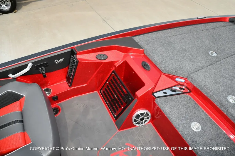 Slide: The Image of Ranger Z519R w/225HP Pro-XS 2024 - 48