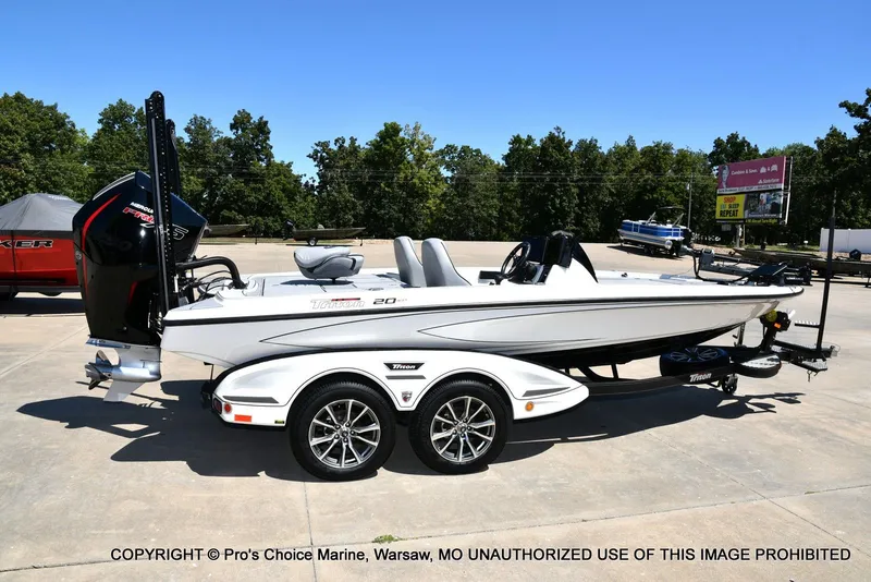 Slide: The Image of Triton 20XP Patriot Traction Mat Interior 2023 - 19