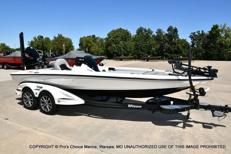 Slide: The Image of Triton 20XP Patriot Traction Mat Interior 2023 - 78