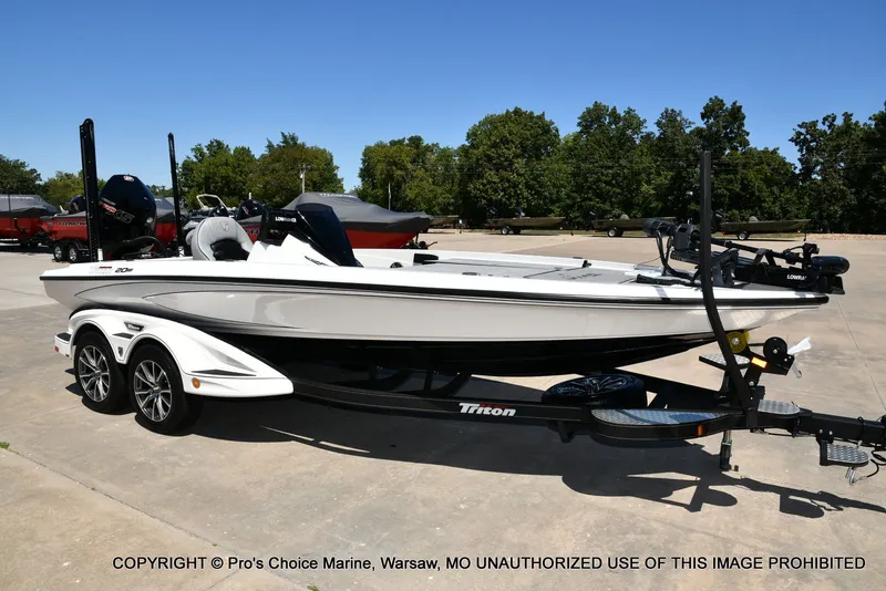 Slide: The Image of Triton 20XP Patriot Traction Mat Interior 2023 - 81