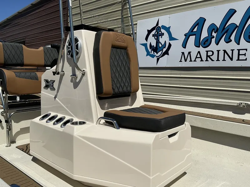 Slide: The Image of Xpress H24B Bay 2026 - 10