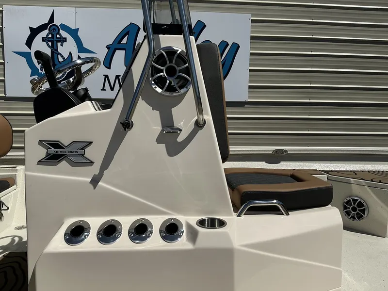 Slide: The Image of Xpress H24B Bay 2026 - 3