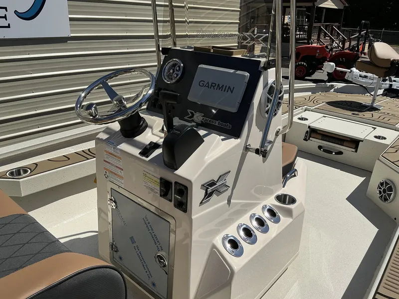 Slide: The Image of Xpress H24B Bay 2026 - 5