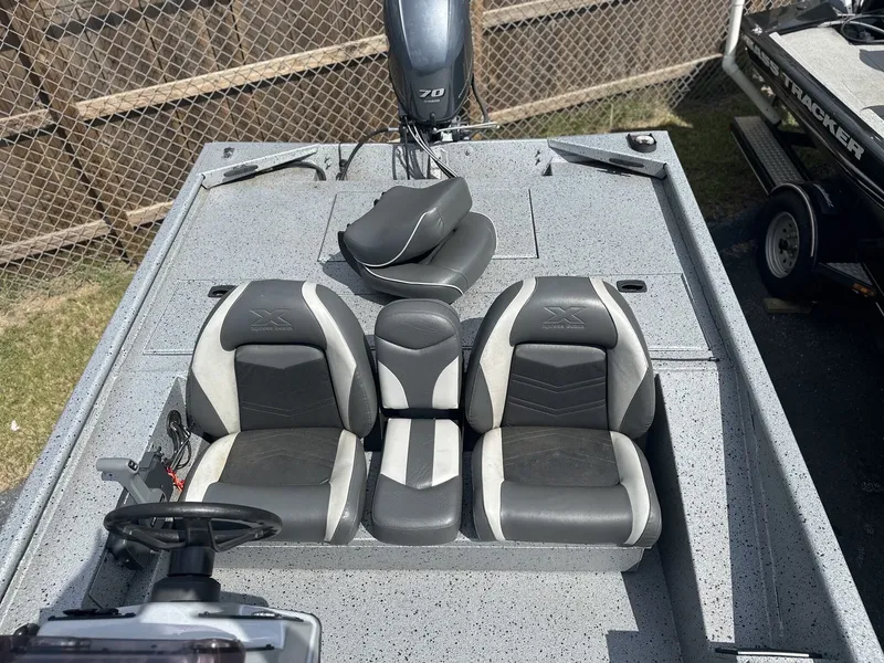 Slide: The Image of Xpress XP7 2018 - 4