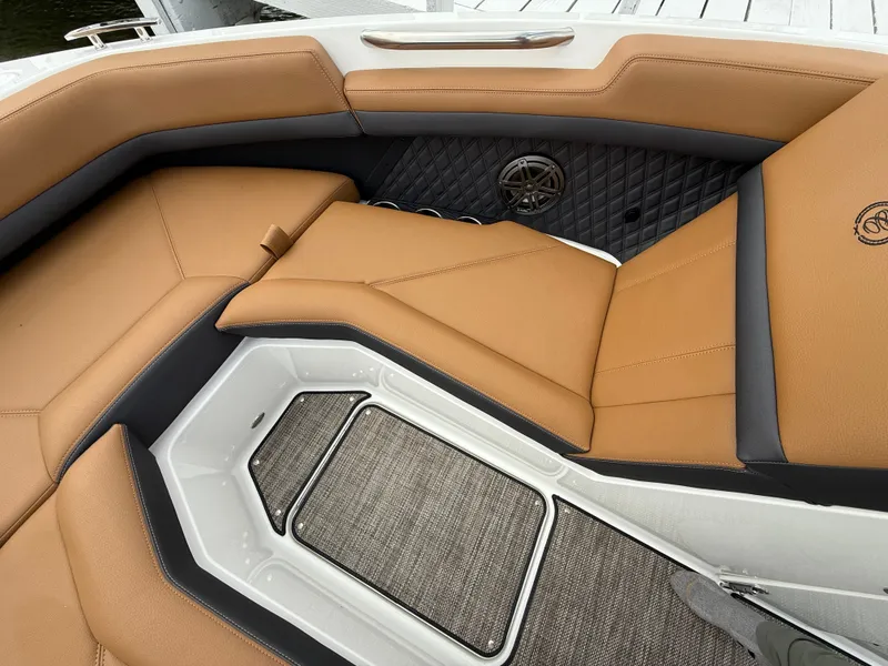 Slide: The Image of Cobalt R4 2025 - 658