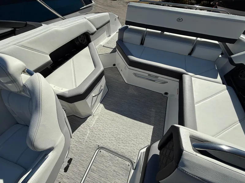 Slide: The Image of Cobalt R4 2024 - 322