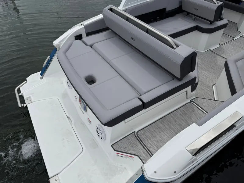 Slide: The Image of Cobalt R4 2025 - 556