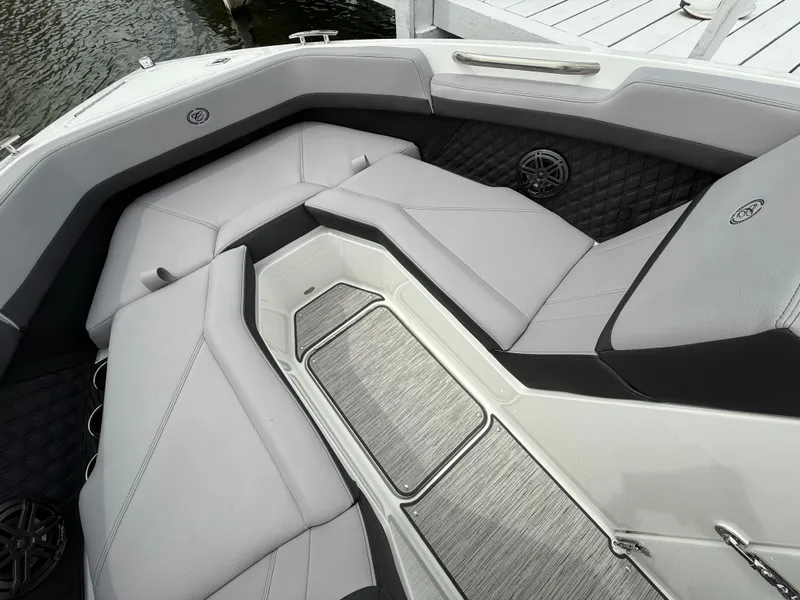 Slide: The Image of Cobalt R4 2025 - 569