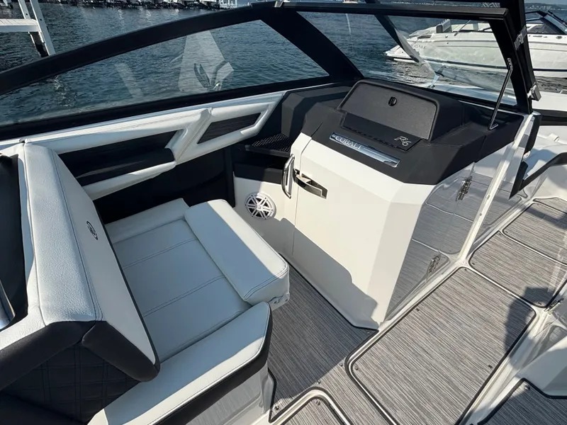 Slide: The Image of Cobalt R6 2025 - 568