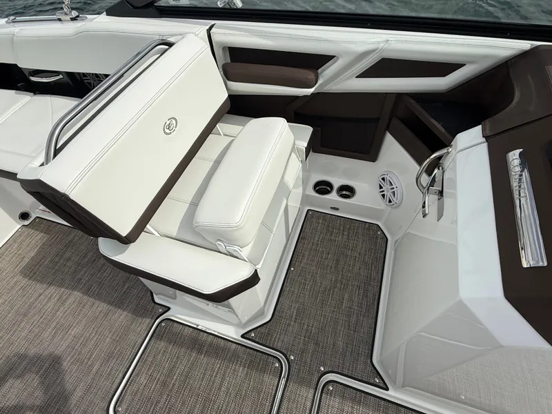 Slide: The Image of Cobalt R6 2025 - 406