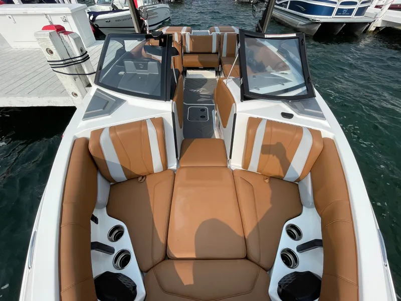 Slide: The Image of Malibu Wakesetter 22 LSV 2023 - 279