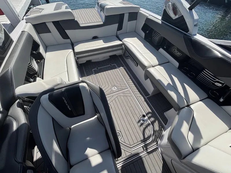 Slide: The Image of Nautique G23 2013 - 752