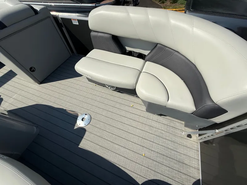 Slide: The Image of Sylvan Mirage 2023 - 883