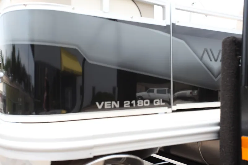 Slide: The Image of Avalon 2180 Venture QL 2026 - 12