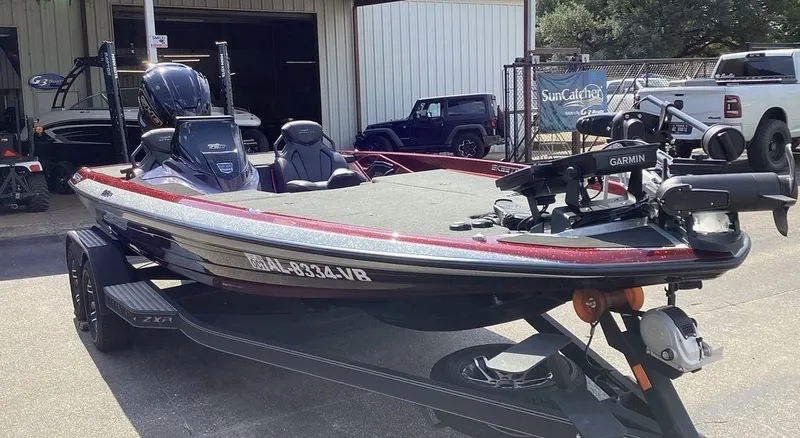 Slide: The Image of Skeeter ZXR19 2023 - 5