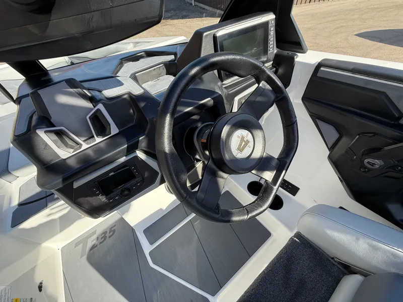 Slide: The Image of Axis T235 2025 - 648