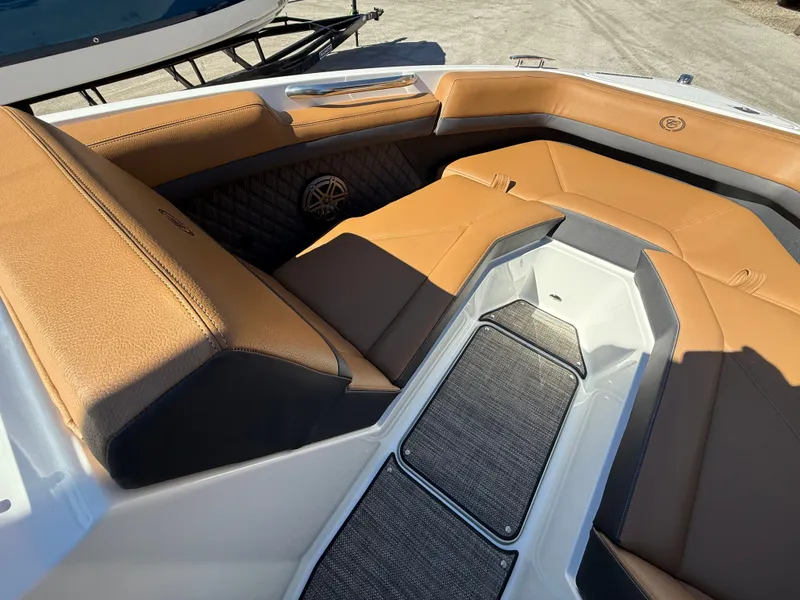 Slide: The Image of Cobalt R4 2025 - 530