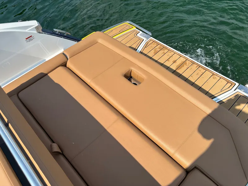 Slide: The Image of Cobalt R6 2023 - 895