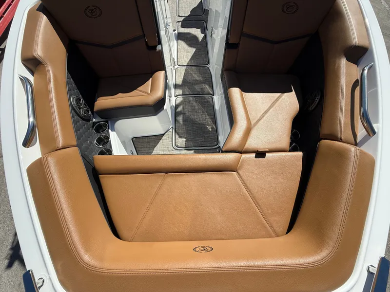 Slide: The Image of Cobalt R6 Surf 2025 - 600