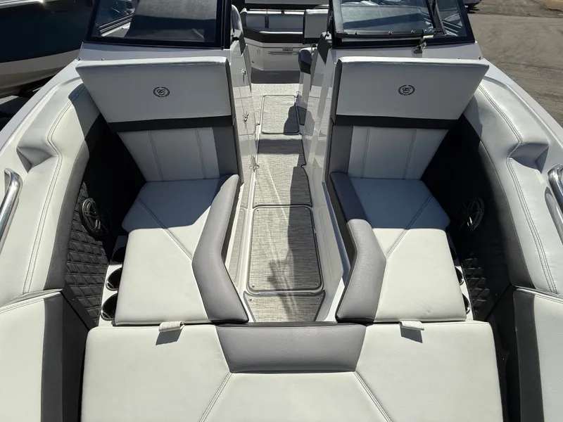 Slide: The Image of Cobalt R4 2024 - 376