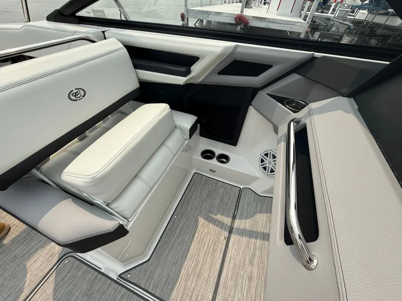 Slide: The Image of Cobalt R4 2024 - 383