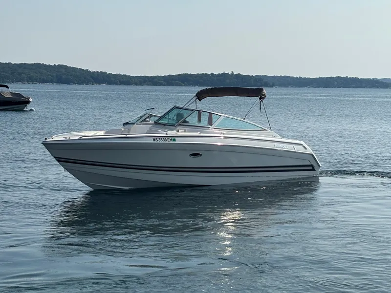 Slide: The Image of Formula 280 Bowrider 1998 - 766